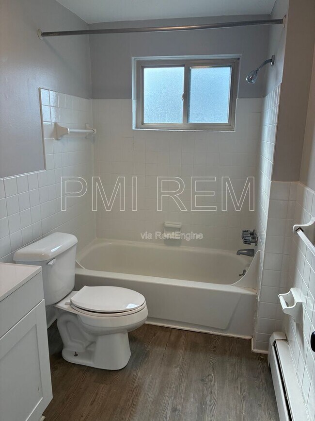 Building Photo - 14233 Triskett Rd