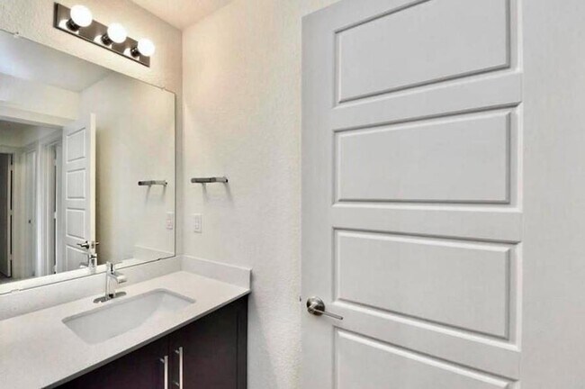 Building Photo - 1861 Bonham Ln