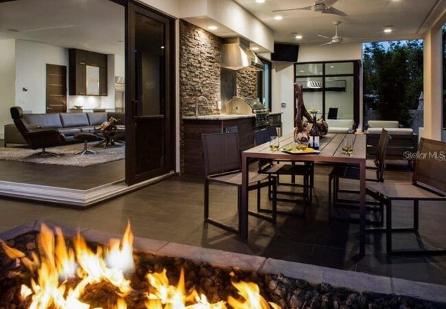 Building Photo - 356 Bayview Dr NE