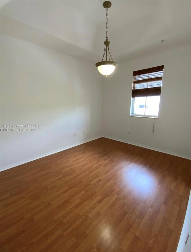 Building Photo - 10805 NW 89th Terrace