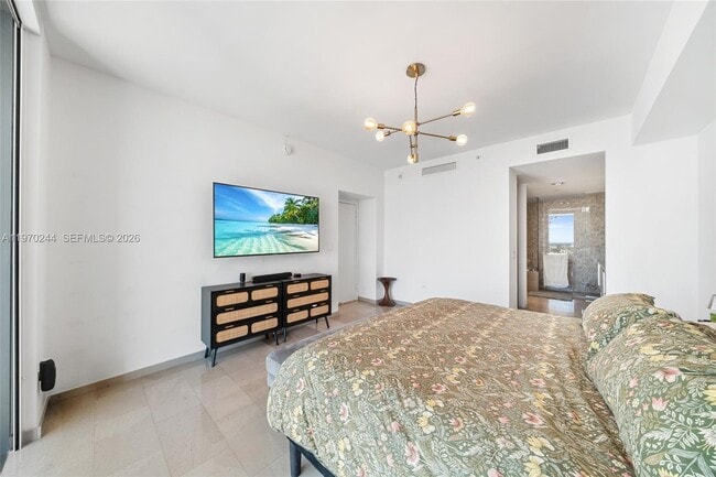 Building Photo - 88 SW 7th St