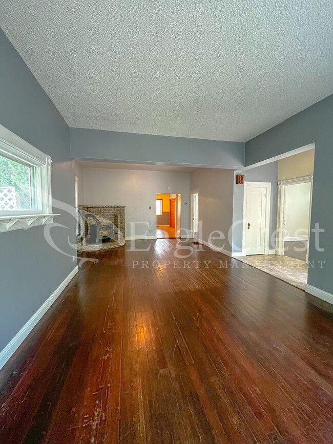 Building Photo - 538WASH