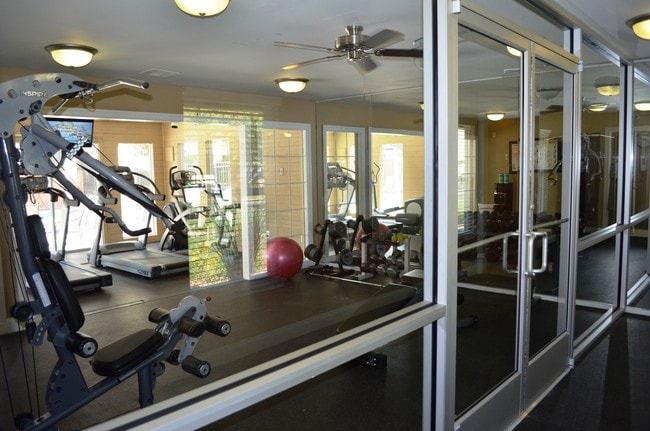 24 HOUR FITNESS CENTER - 61-01 Nieman Square