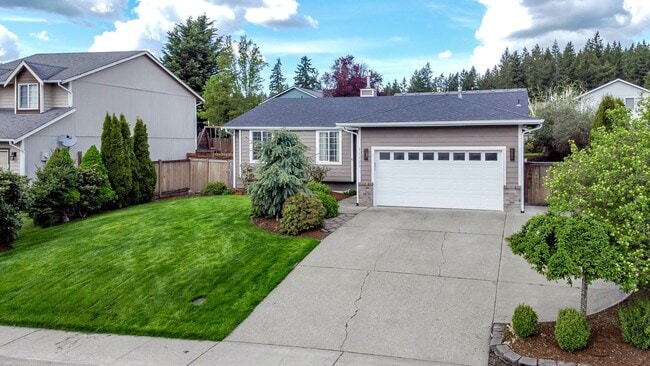Building Photo - 4-Bedroom, 2-Bathroom Rambler with Beautiful Features and Mountain Views!