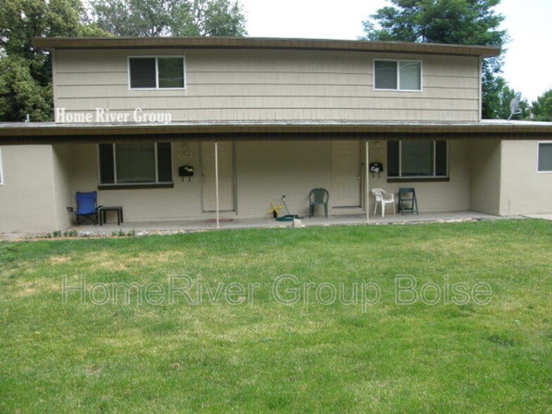 Building Photo - 2300 W Boise Ave