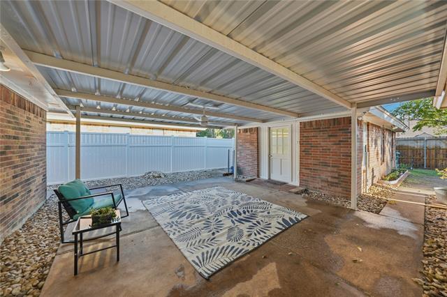 Building Photo - 1129 W Hills Terrace