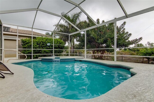 Building Photo - 1421 Beach Club Ln