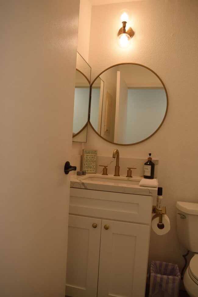 Building Photo - Haleakala Gardens Furnished ground floor 3bd 2ba