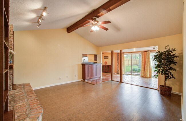 Building Photo - 6030 Willowbend Blvd