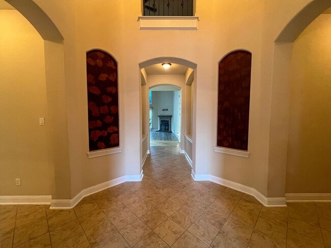 Building Photo - The Ridge at Alta Vista