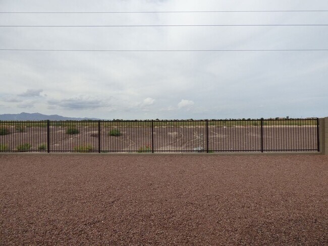 Building Photo - Newer neighborhood in Goodyear!  All appliances included!