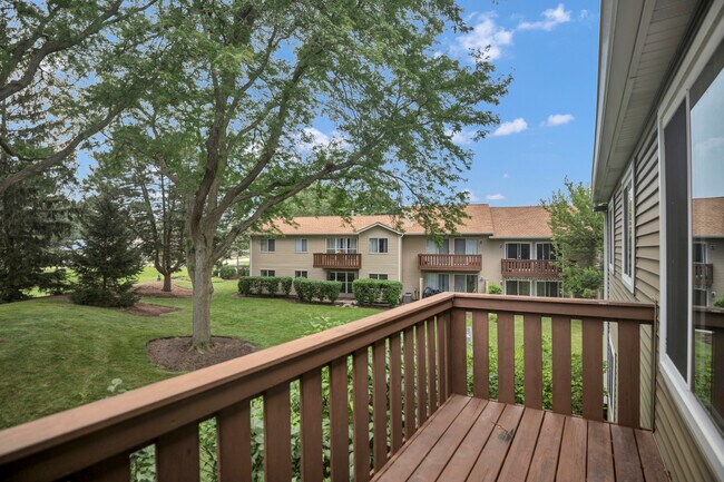 Building Photo - 737 Candleridge Ct
