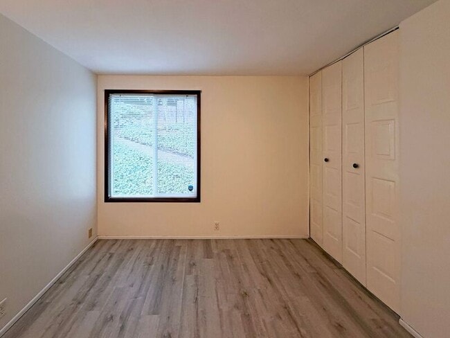 Building Photo - 2685 Woodstone Pl