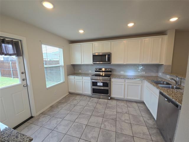 Building Photo - 1431 Lumberton Dr