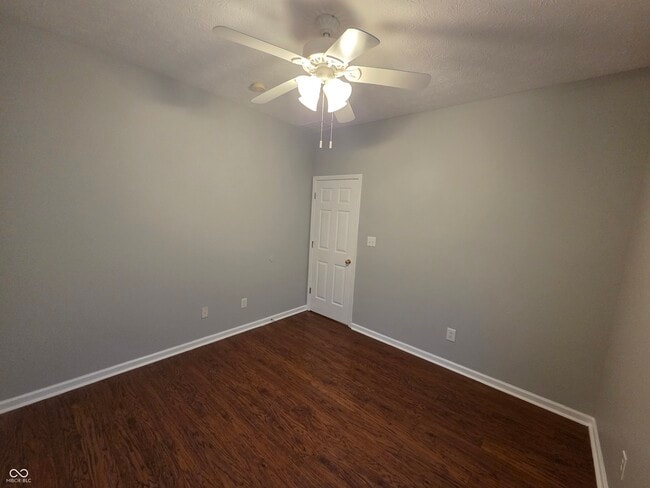 Building Photo - 6475 Glenwood Trce