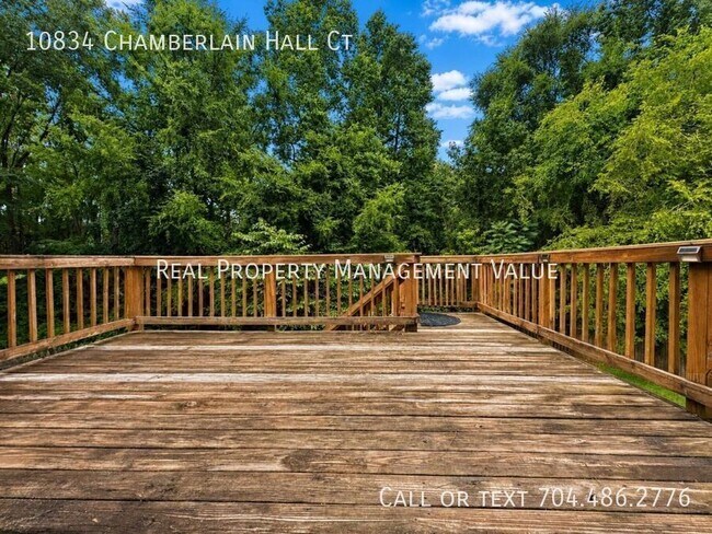 Building Photo - 10834 Chamberlain Hall Ct