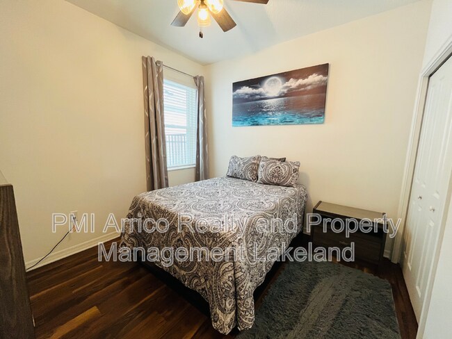 Building Photo - 6264 Great Bear Dr