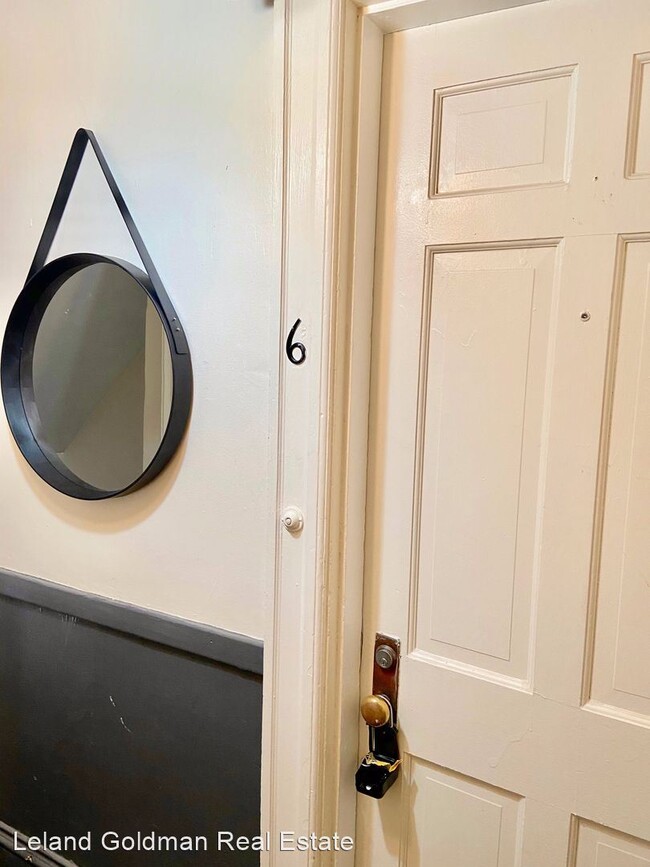 Building Photo - 1 br, 1 bath Apartment - 709 Stockley Gardens