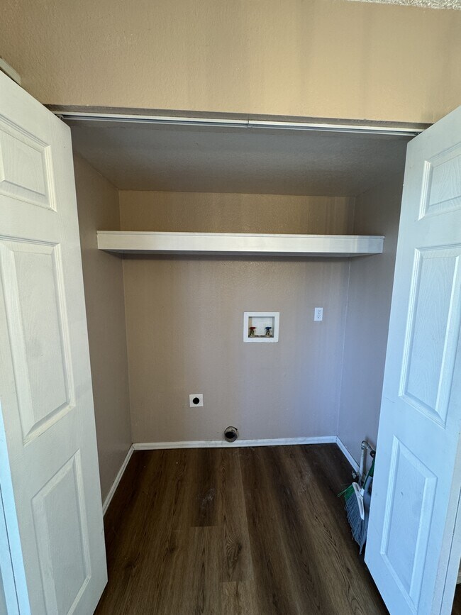 Building Photo - 2522 Knob Hill Ct