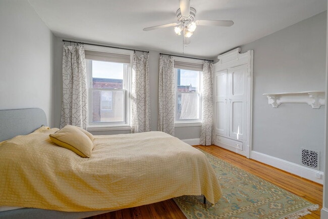 Building Photo - 829 N Taylor St