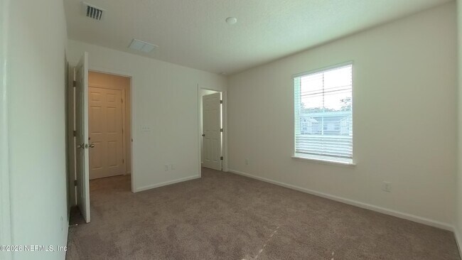 Building Photo - 162 BEACH PALM Ct