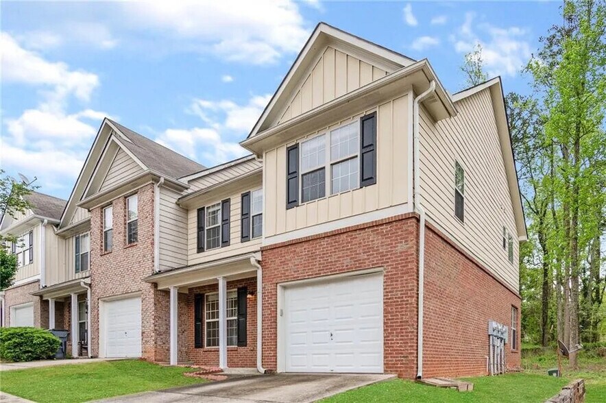 Building Photo - Room in Townhome on Hill Station Ct