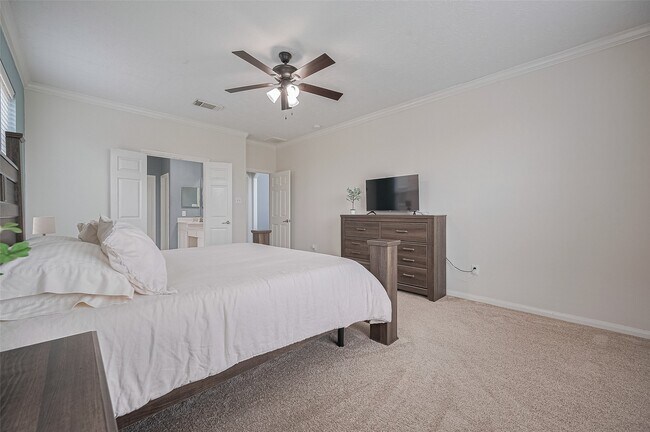 Building Photo - 21506 Avalon Queen Dr