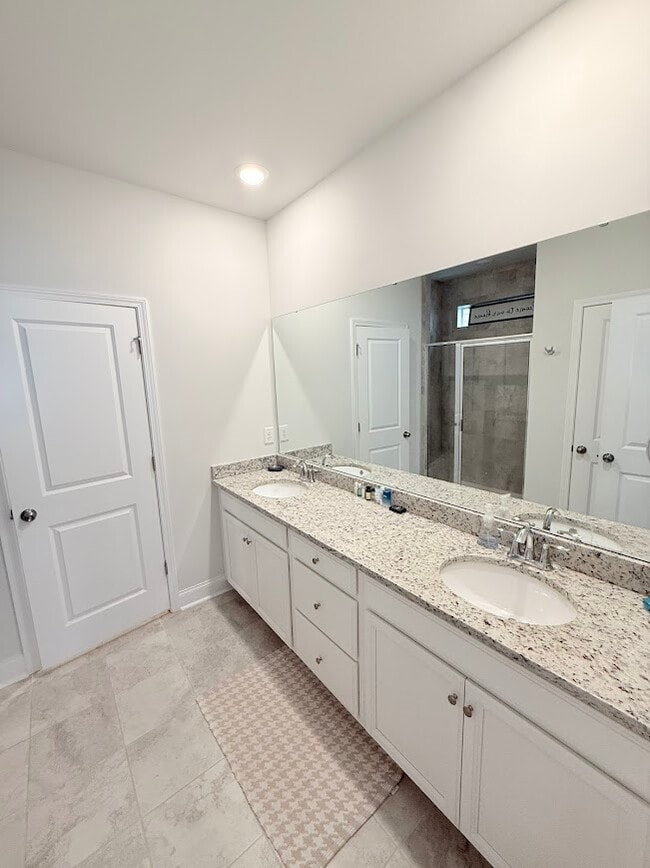 Building Photo - 887 Summer Starling Pl