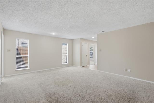 Building Photo - 1203 Custer Rd