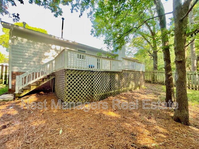 Building Photo - 1505 Diamond Rd