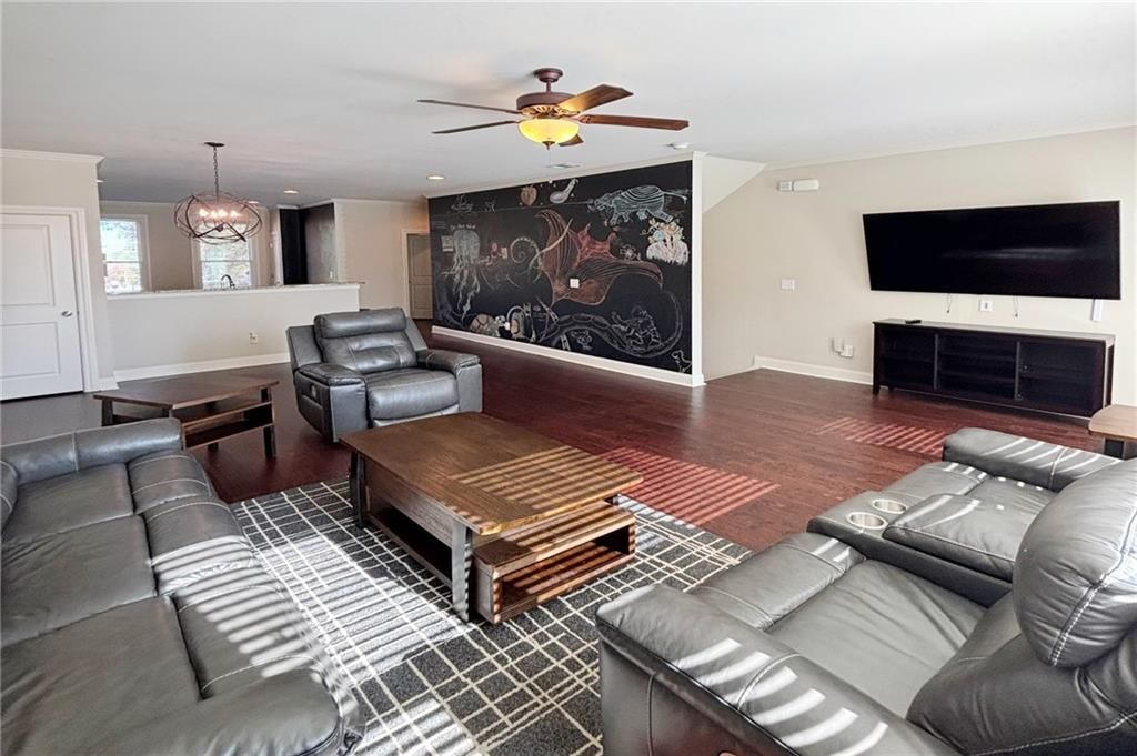 Building Photo - 772 Liberty Commons Dr