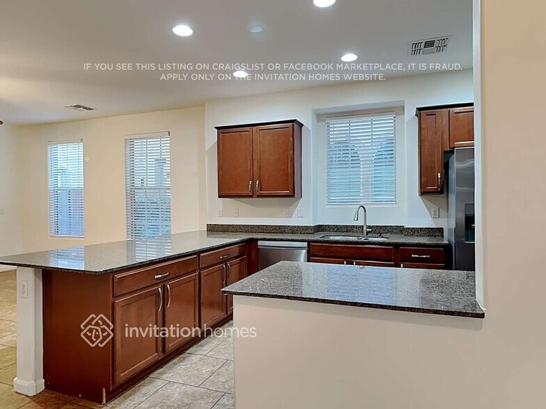 Building Photo - 3380 E Liberty Ln