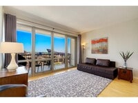 Building Photo - 929 Portland Ave