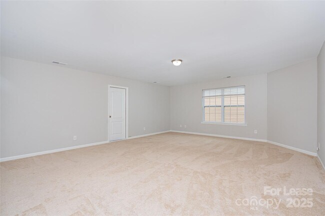 Building Photo - 14026 Green Birch Dr