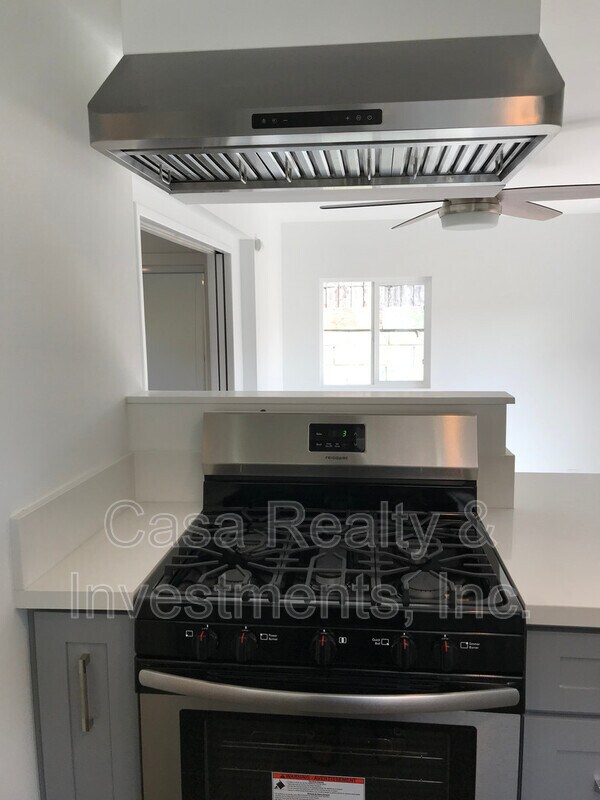 Building Photo - 4641 W 162nd St