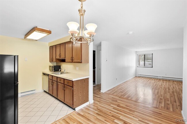 Building Photo - 325 Village Blvd N