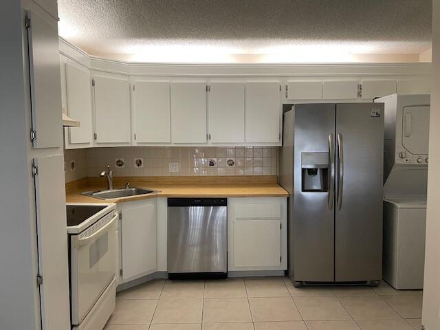 Building Photo - 204 Foxtail Dr