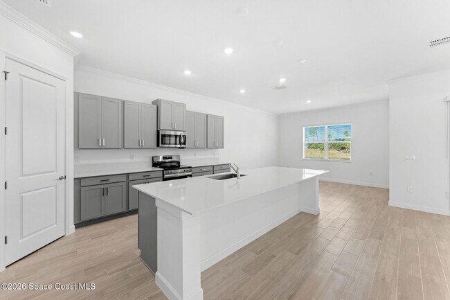 Building Photo - 1464 Island Ave NW