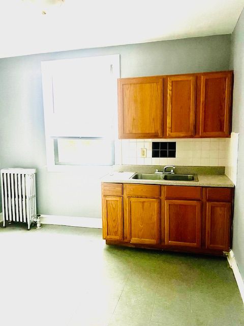 Building Photo - 7601 S Prairie Ave