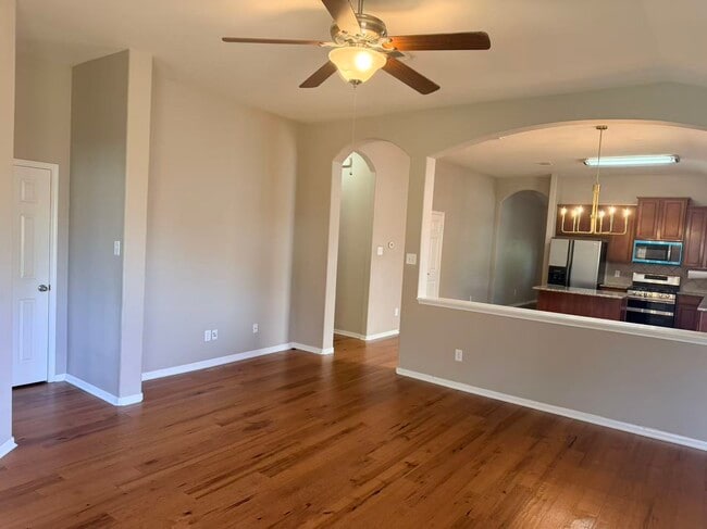 Building Photo - 26327 Whittmore Fields Dr
