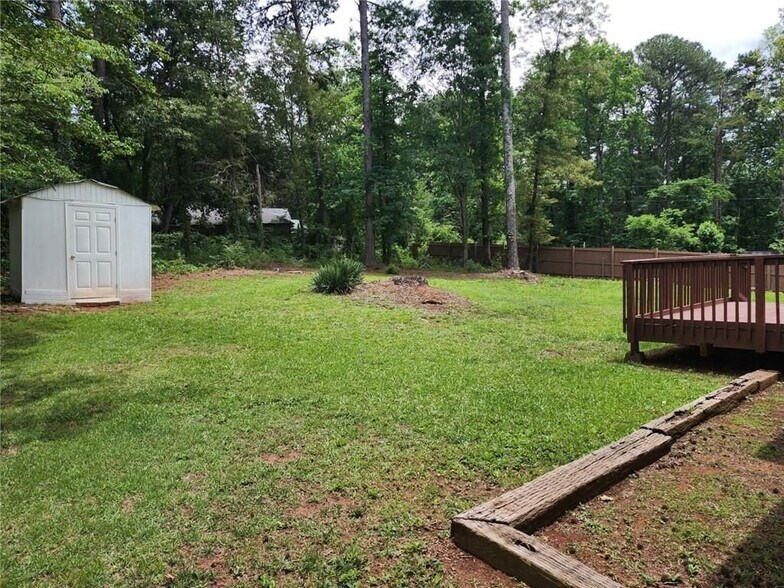 Building Photo - 1367 Fairview Trail NW