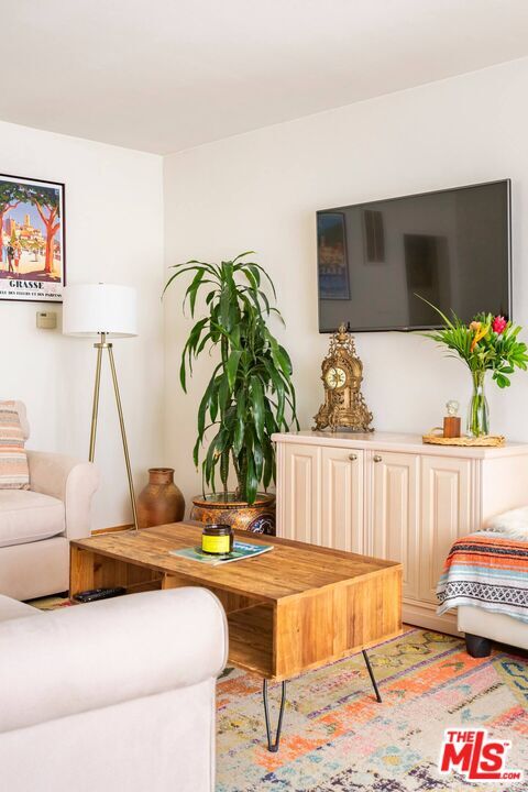 Building Photo - 1418 Stanford St