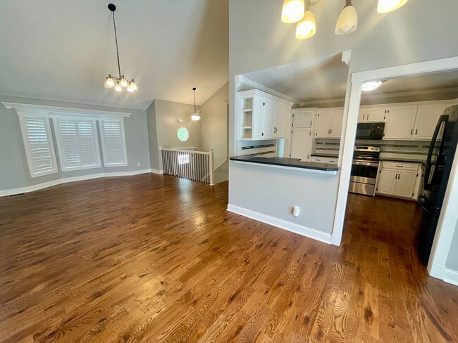 Building Photo - 4509 Parkway Dr