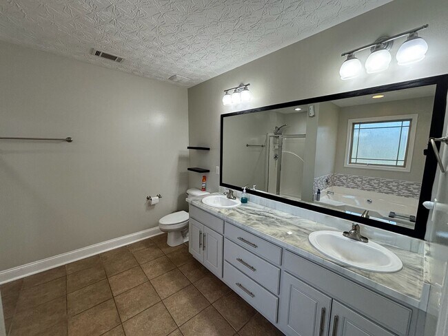 Building Photo - This Cute Home Is Everything You've Been Looking For! In A Quiet Subdivision With No Hoa