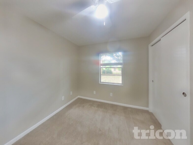 Building Photo - 1115 Oakhill St