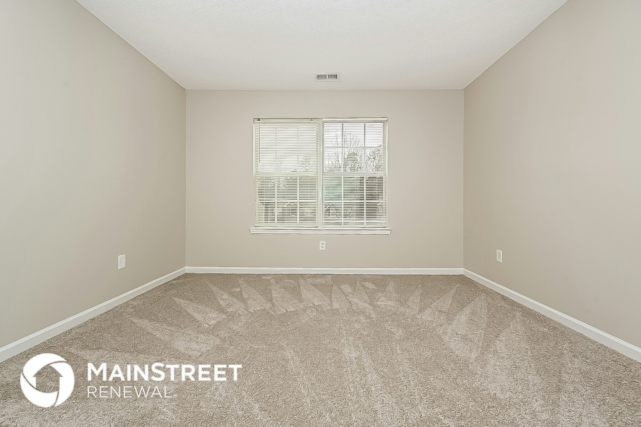 Building Photo - 6216 Polar Fox Ct