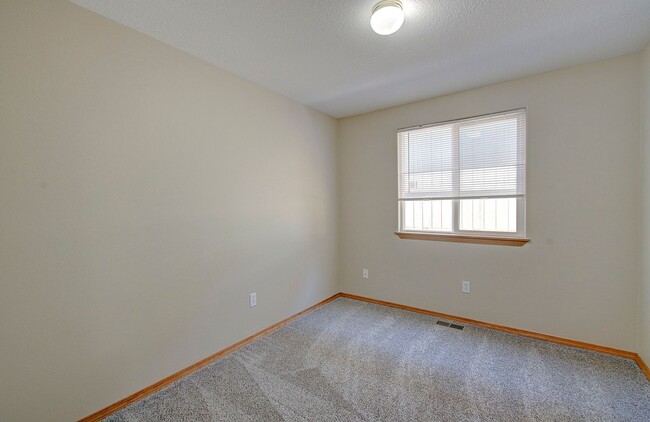 Building Photo - 3bd 2ba Ranch Style Home in North Salmon Creek - Avail Now!