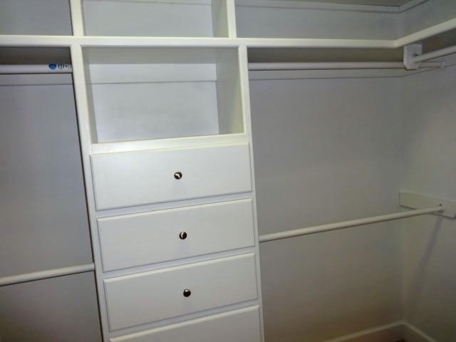 Building Photo - 11 Kings Ct