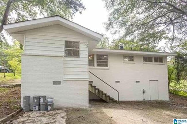 Building Photo - 5000 Scenic View Dr