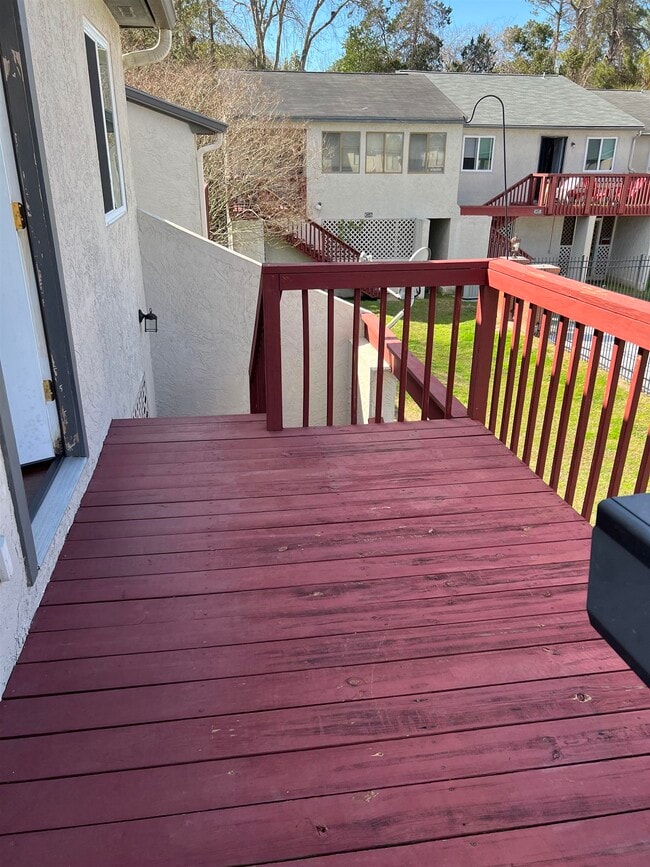 Building Photo - 1309 Airport Dr